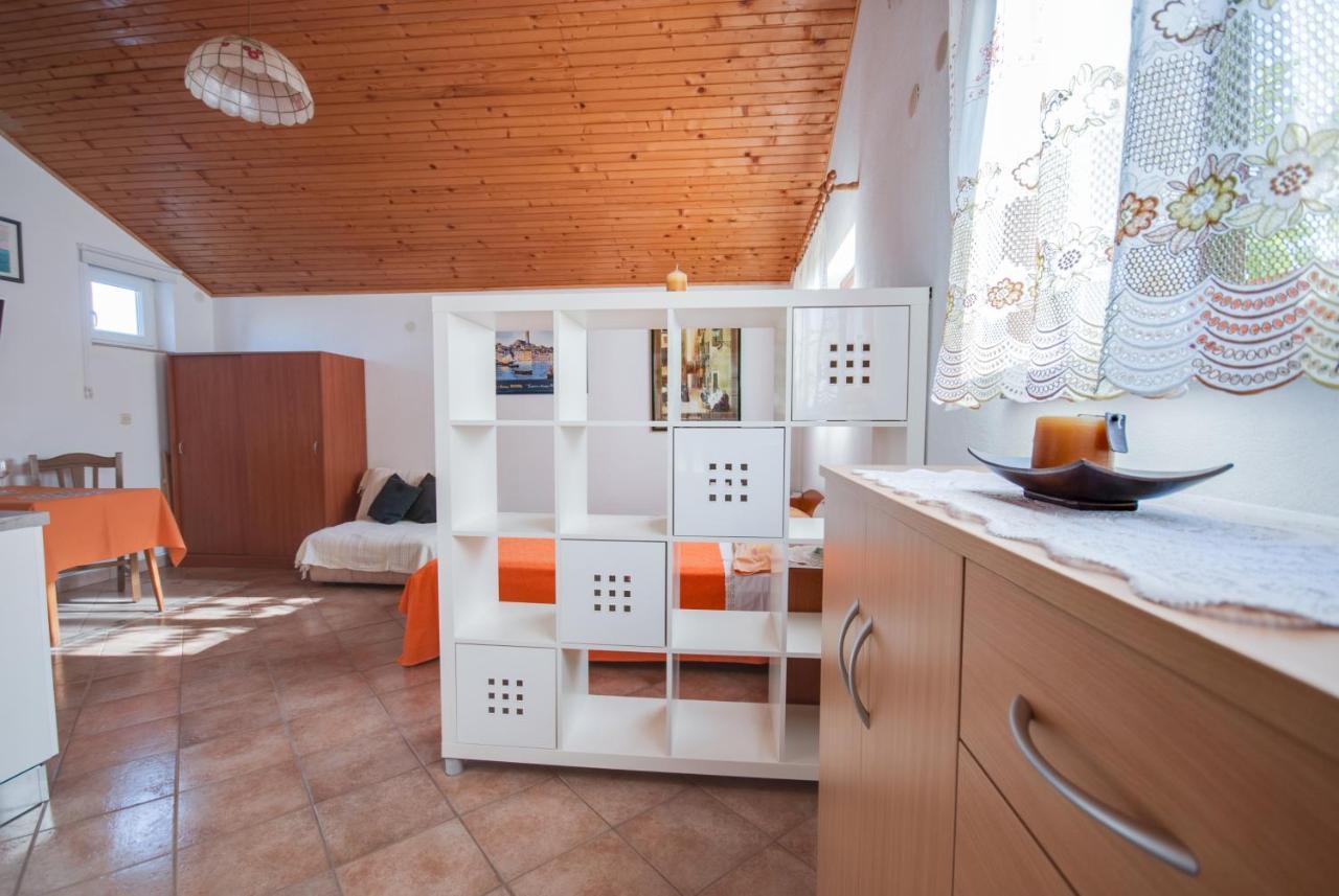Haus Roko Apartment Rovinj Exterior photo